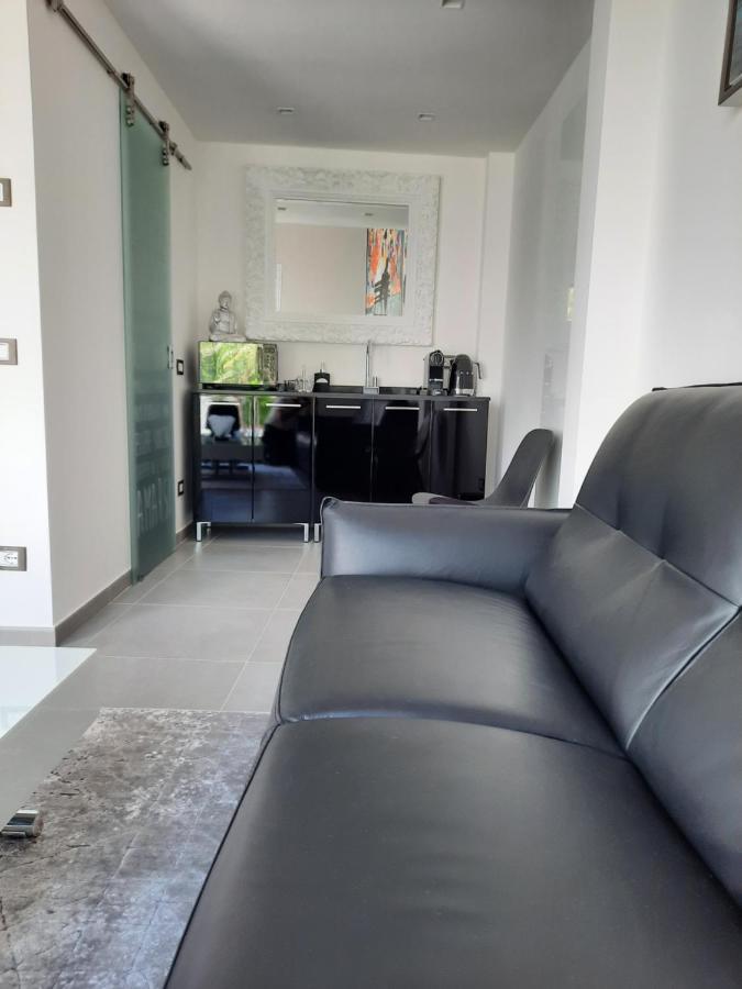 Palms Luxury Suites ซานเรโม ภายนอก รูปภาพ