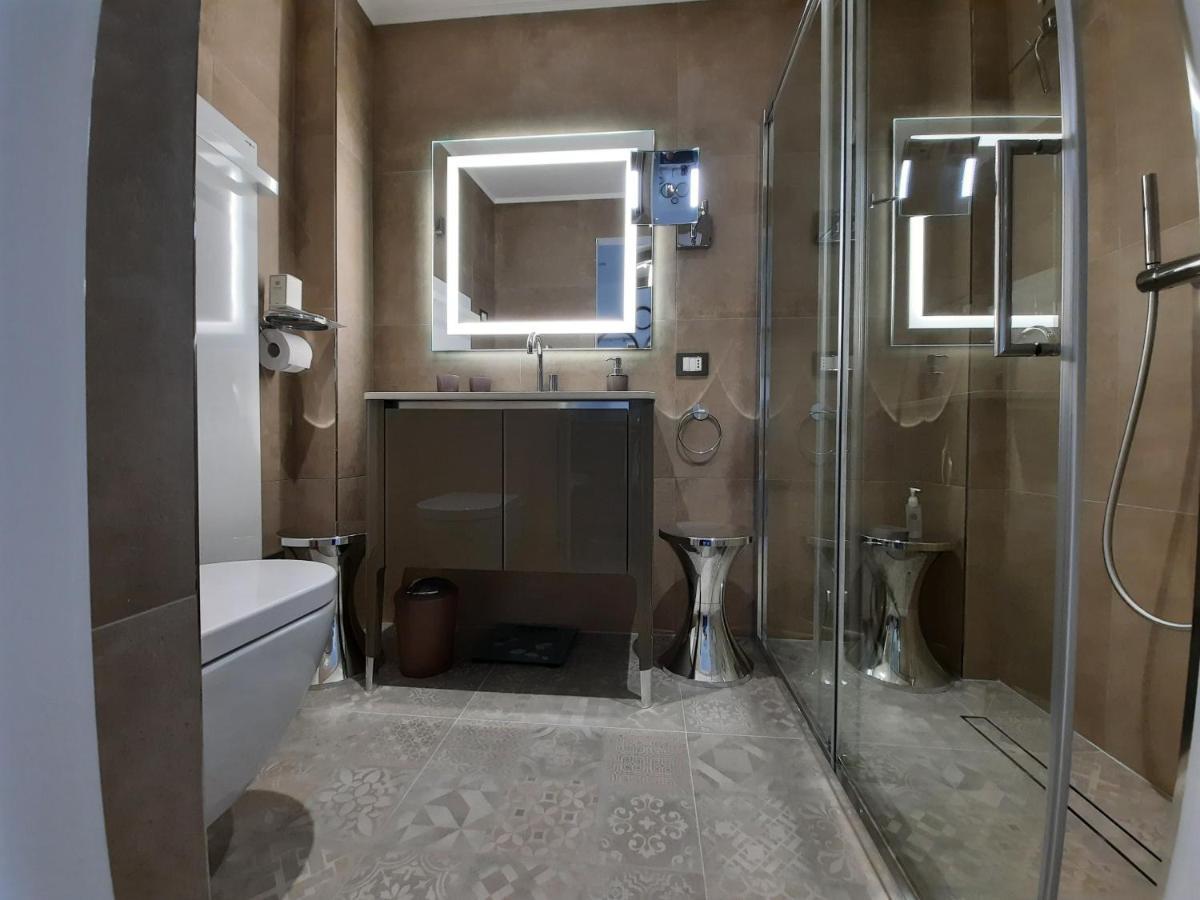 Palms Luxury Suites ซานเรโม ภายนอก รูปภาพ