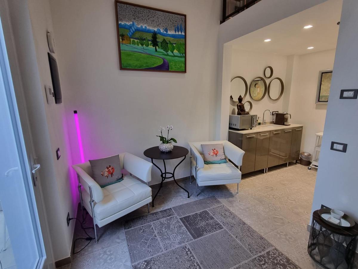 Palms Luxury Suites ซานเรโม ภายนอก รูปภาพ